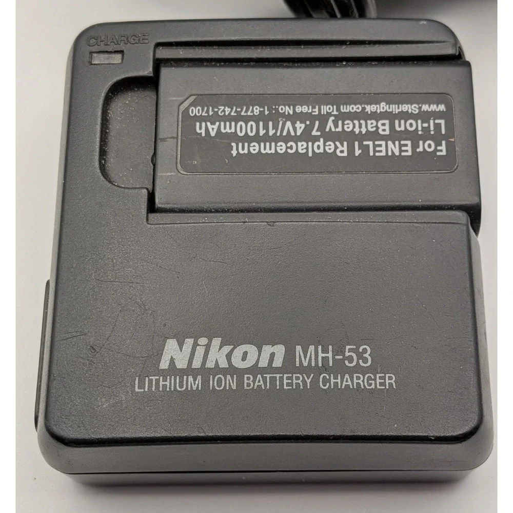 Nikon Battery Charger Unisex OS Black Good MH-53 EN-EL1 Li-ion with Cord